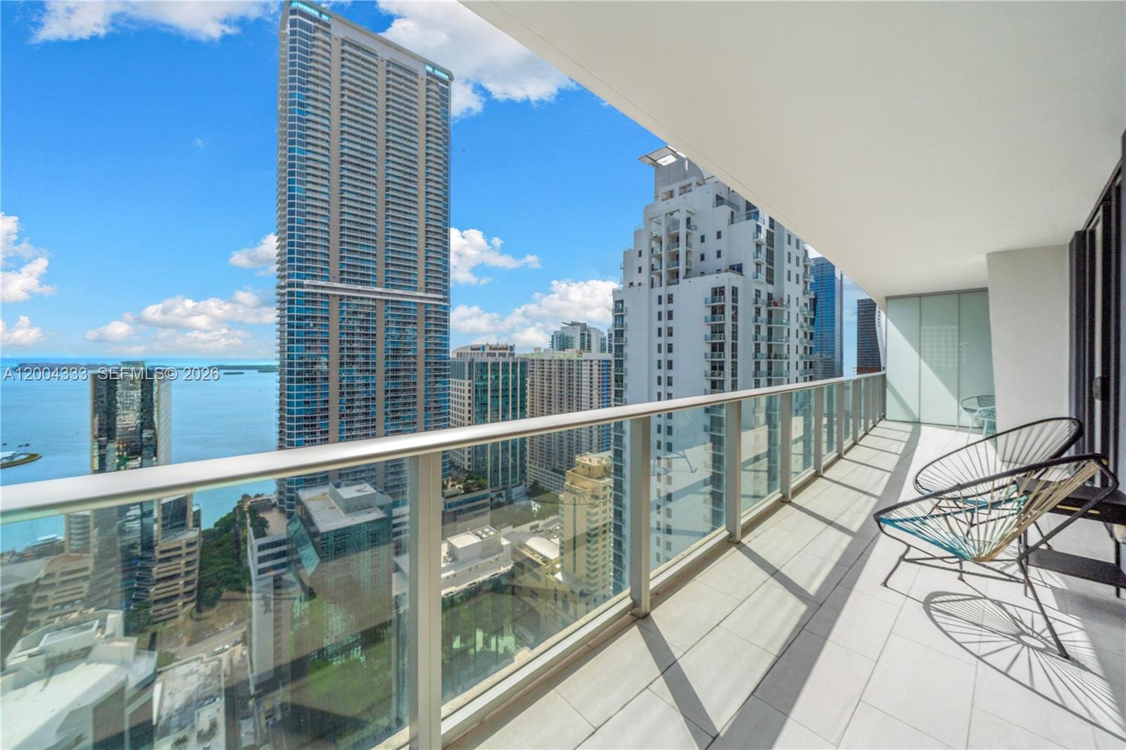 1010 Brickell Ave #3904 Miami, FL 33131
