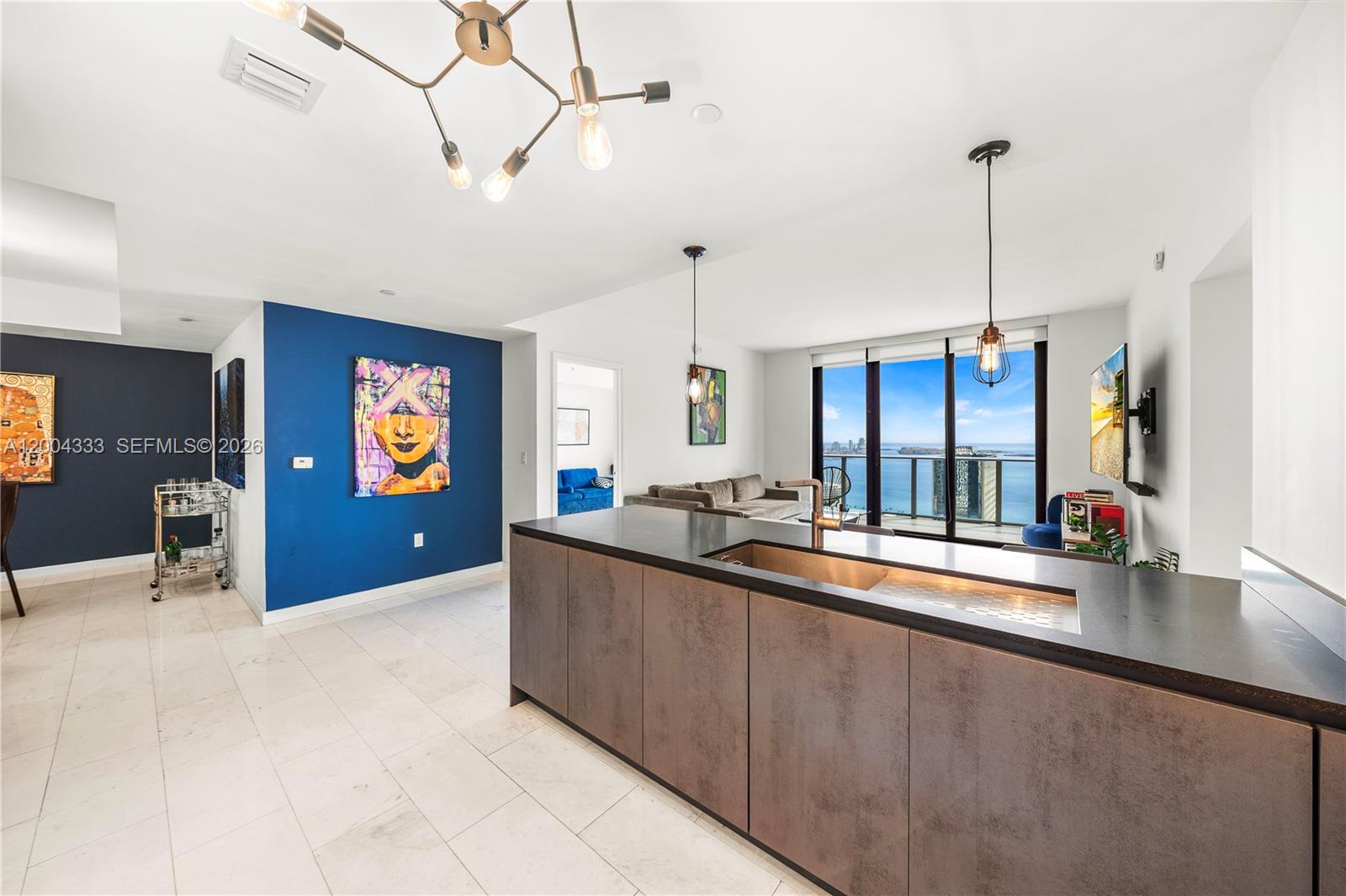 1010 Brickell Ave #3904 Miami, FL 33131