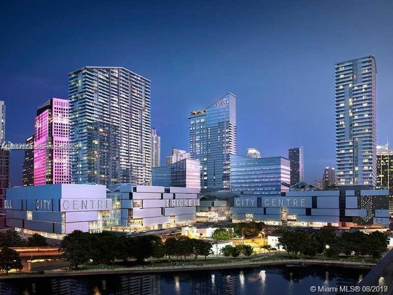1060 Brickell Ave #1409 Miami, FL 33131