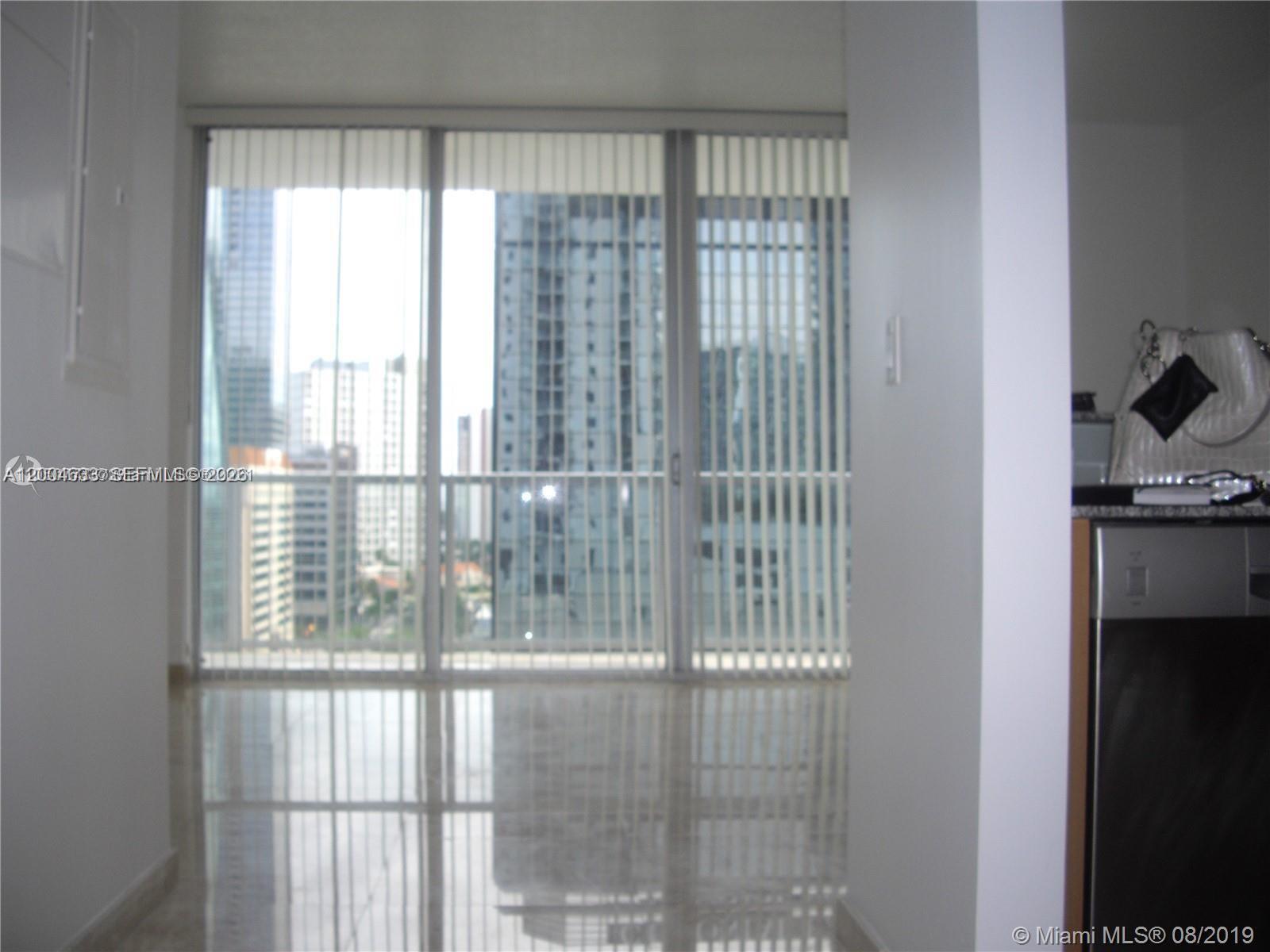 1060 Brickell Ave #1409 Miami, FL 33131