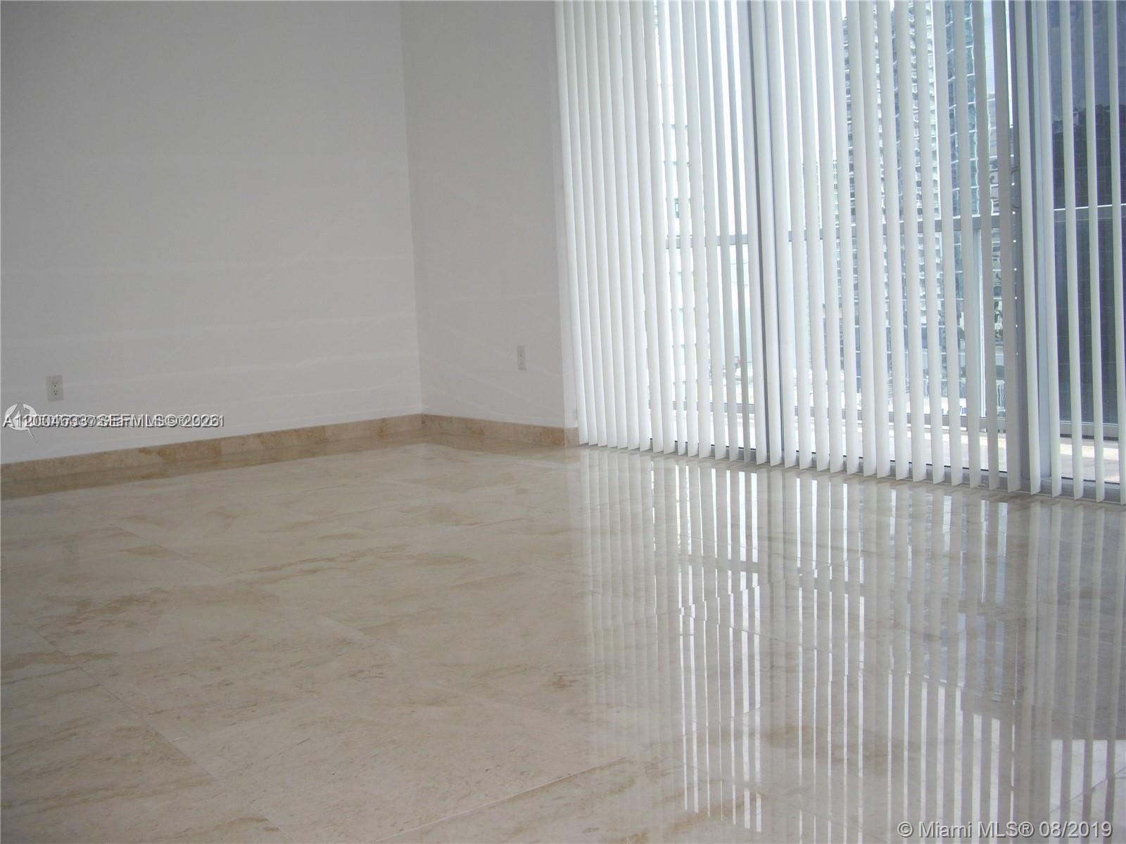 1060 Brickell Ave #1409 Miami, FL 33131