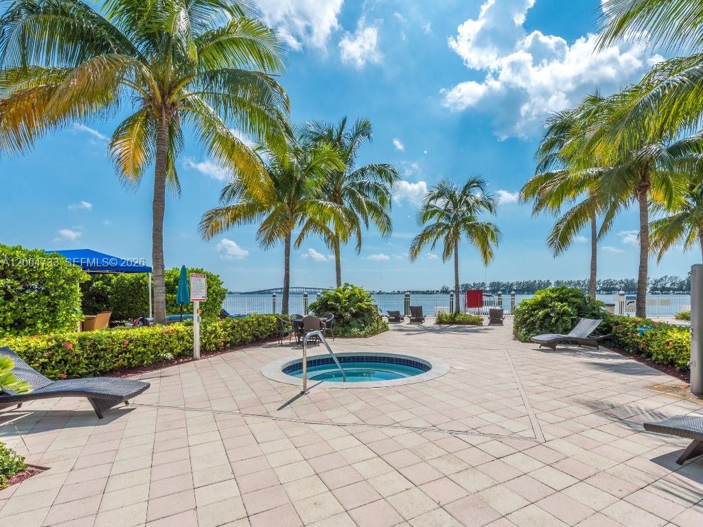 2101 Brickell Ave #1812 Miami, FL 33129