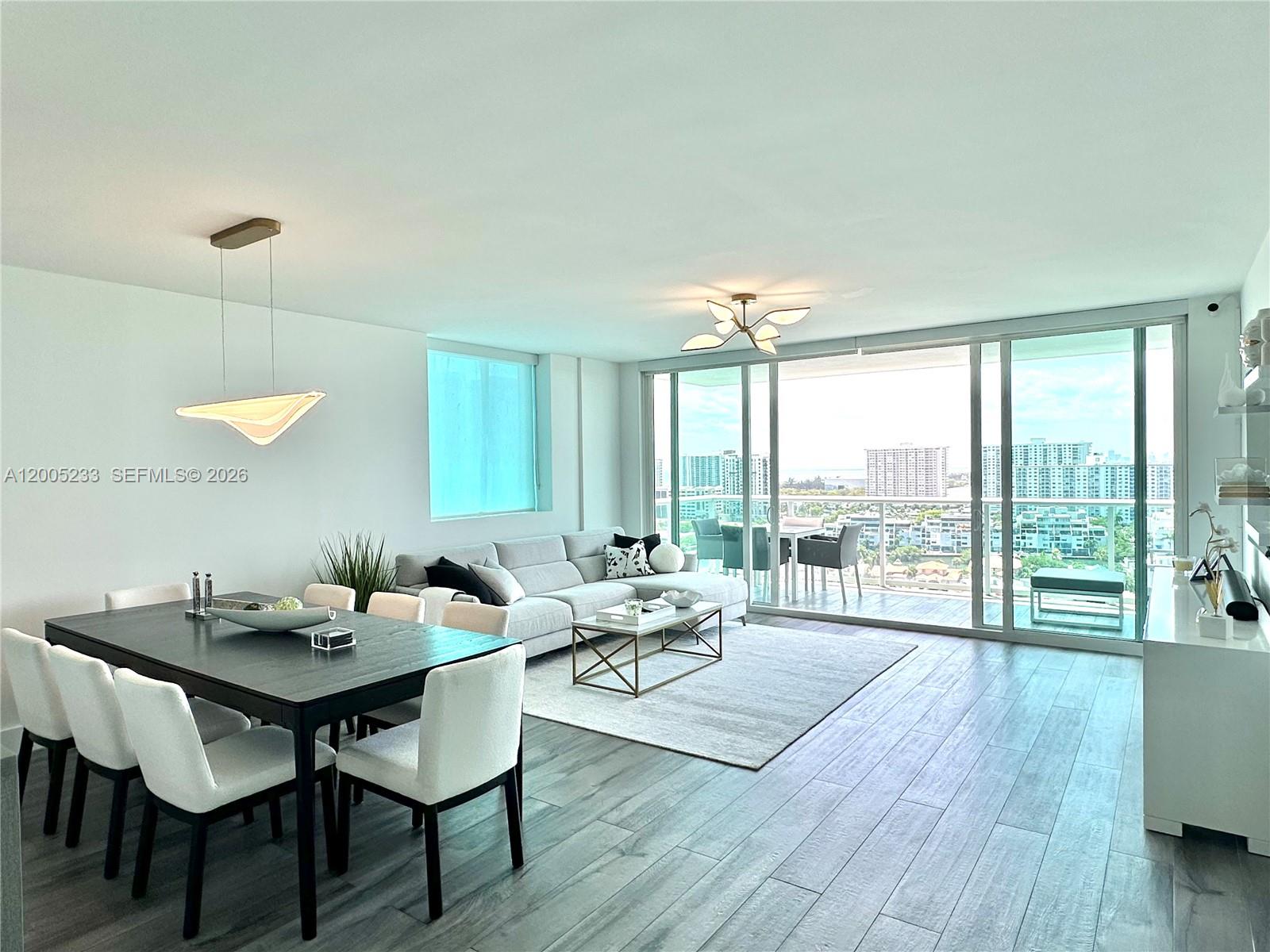 image 400 Sunny Isles0