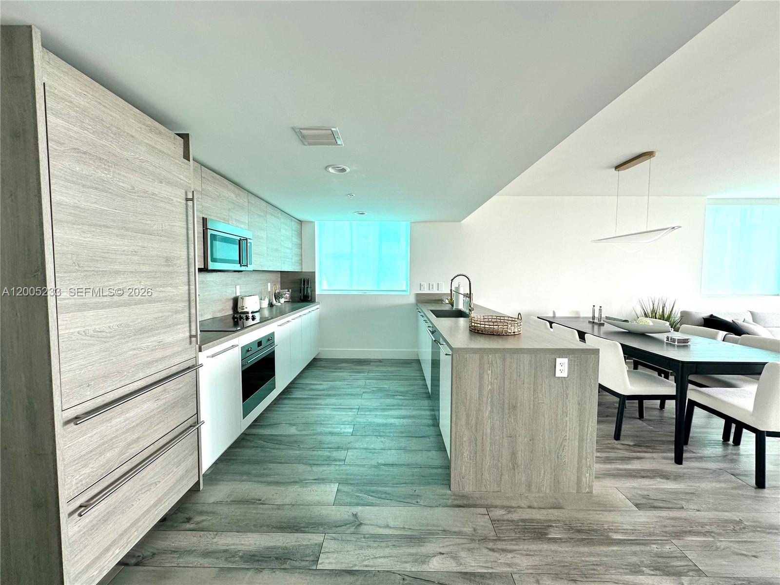 image 400 Sunny Isles13