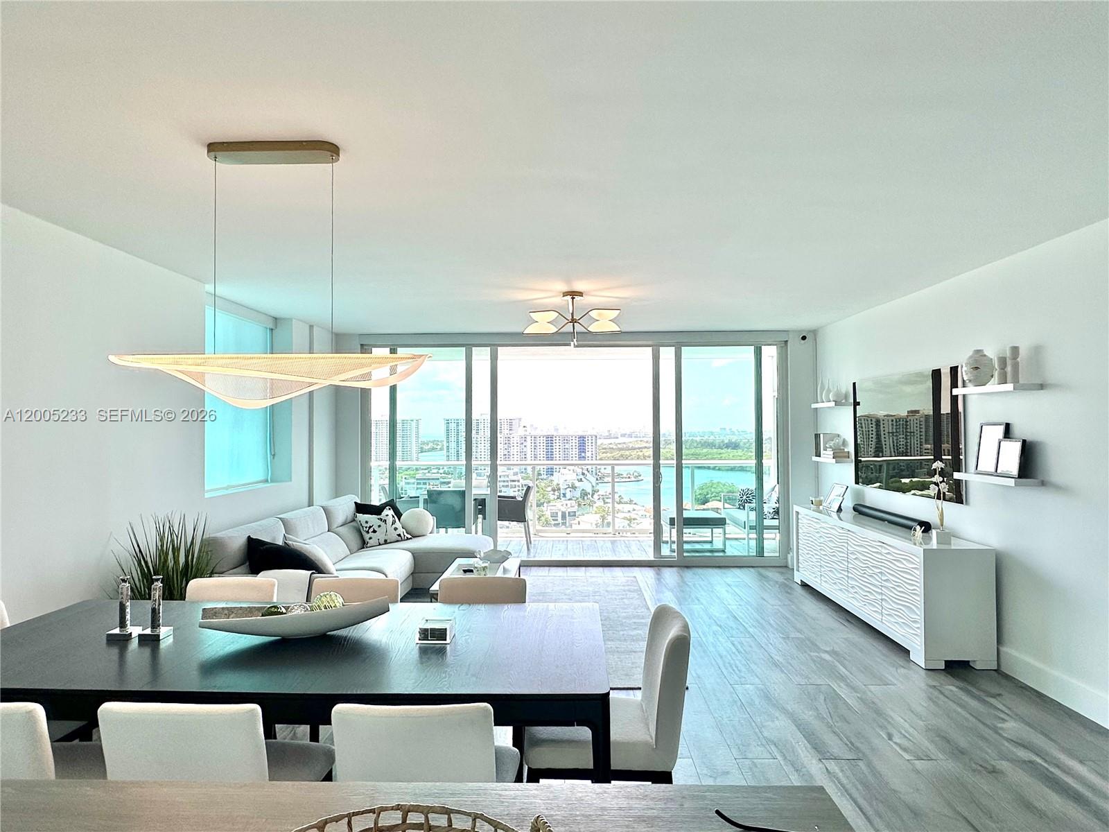 image 400 Sunny Isles2