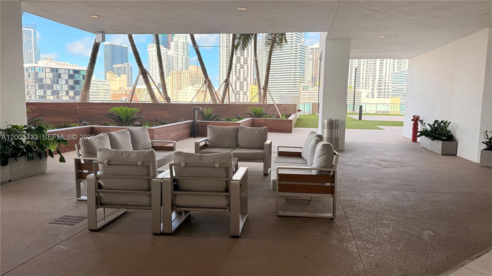 350 S Miami Ave #3608 Miami, FL 33130