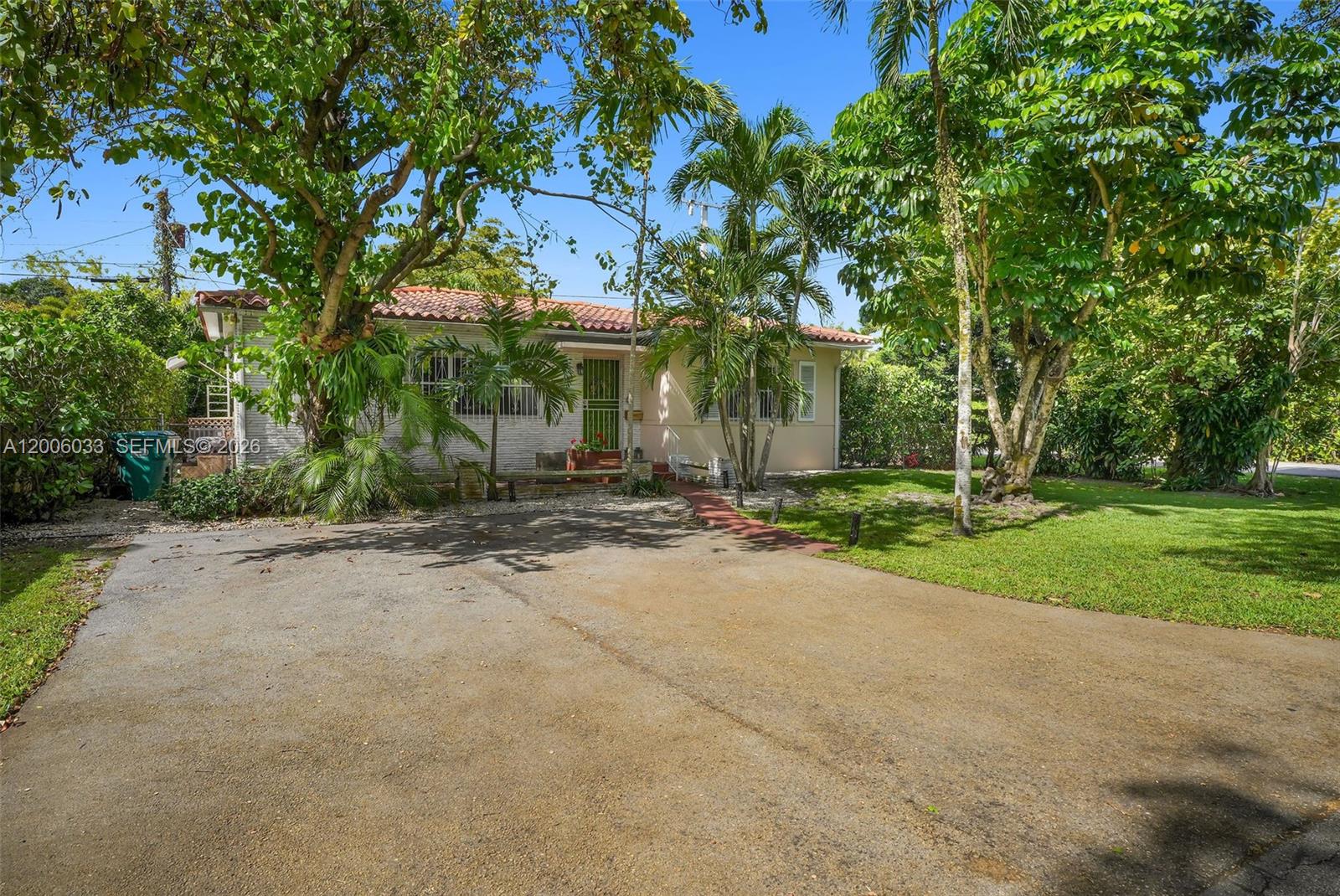 4401 SW 16th St