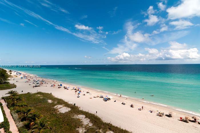 image Beach Club 216