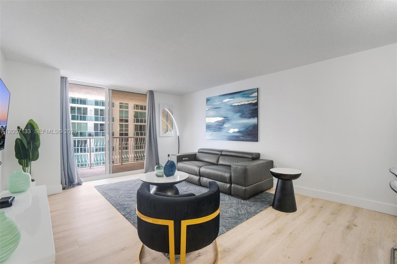 image The Club at Brickell Bay19