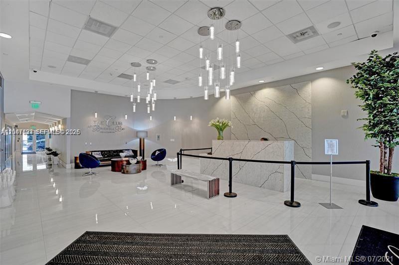 image The Club at Brickell Bay44