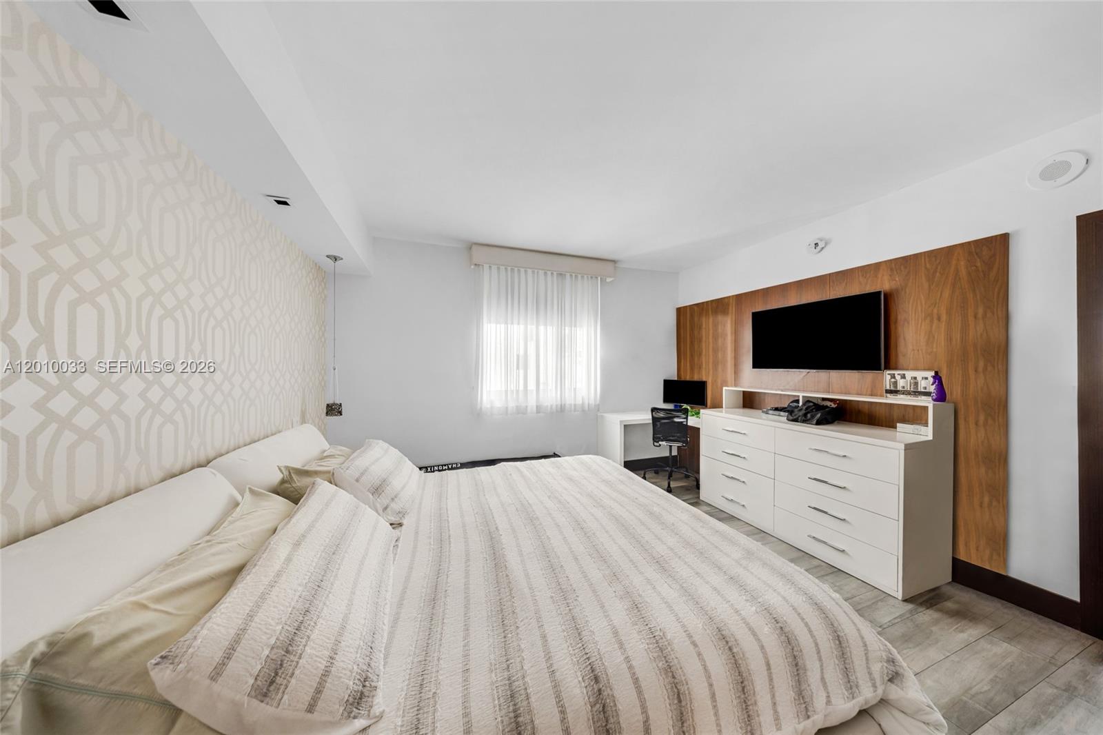 image 500 Brickell East18