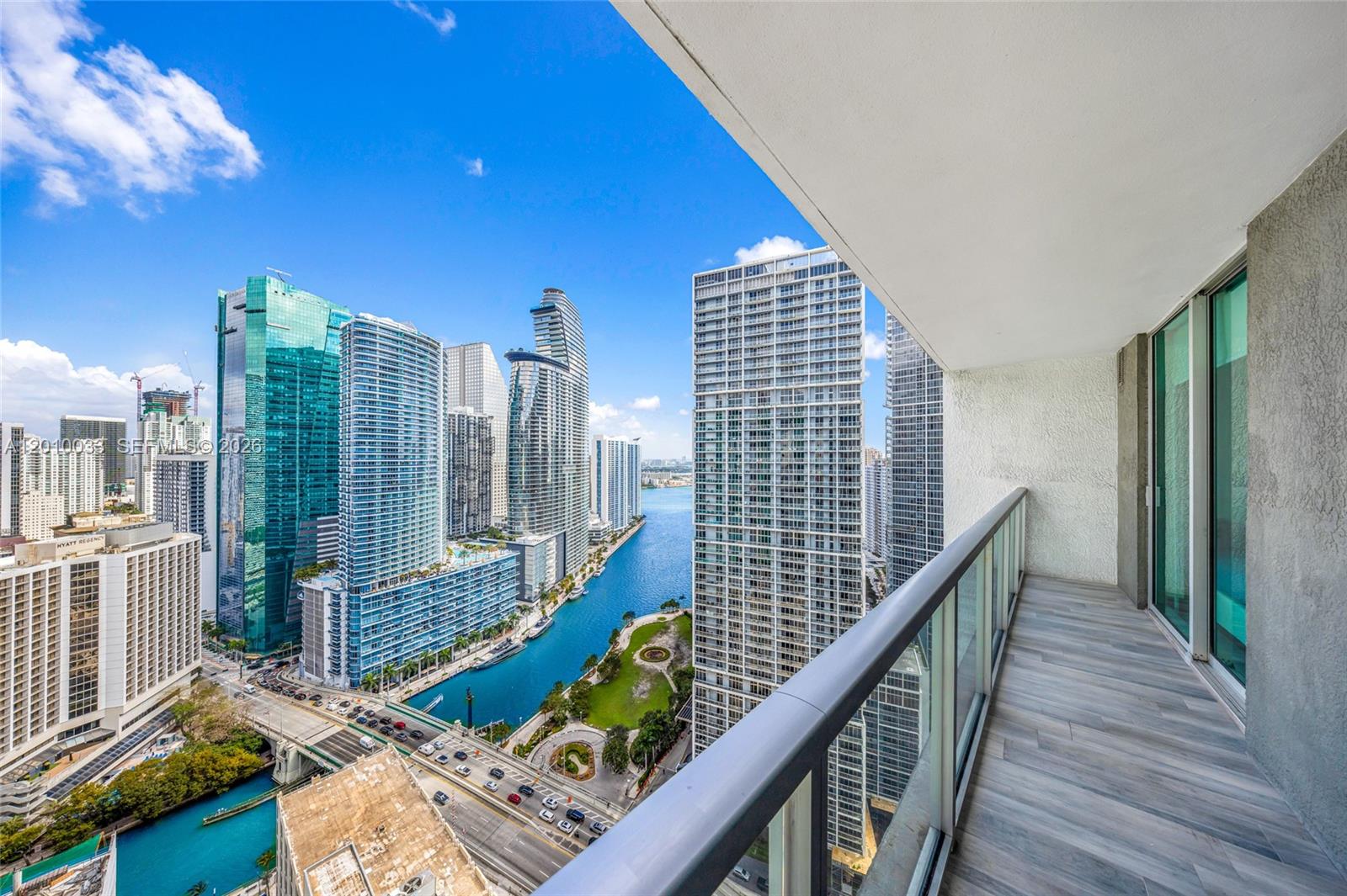 image 500 Brickell East23