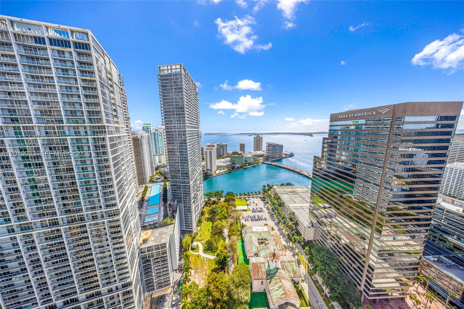 image 500 Brickell East27