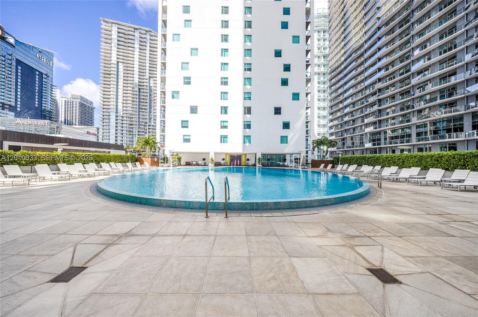image 500 Brickell East35