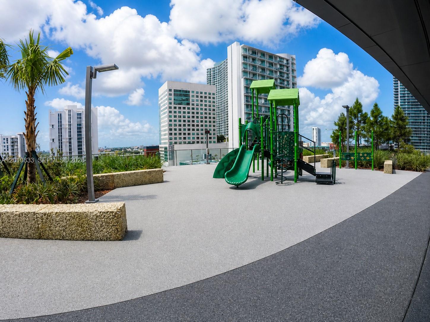 image Rise Brickell City Centre40