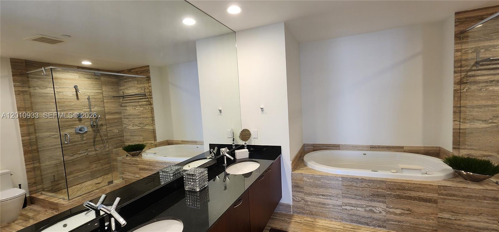 15811 Collins Ave #2802 Sunny Isles Beach, FL 33160
