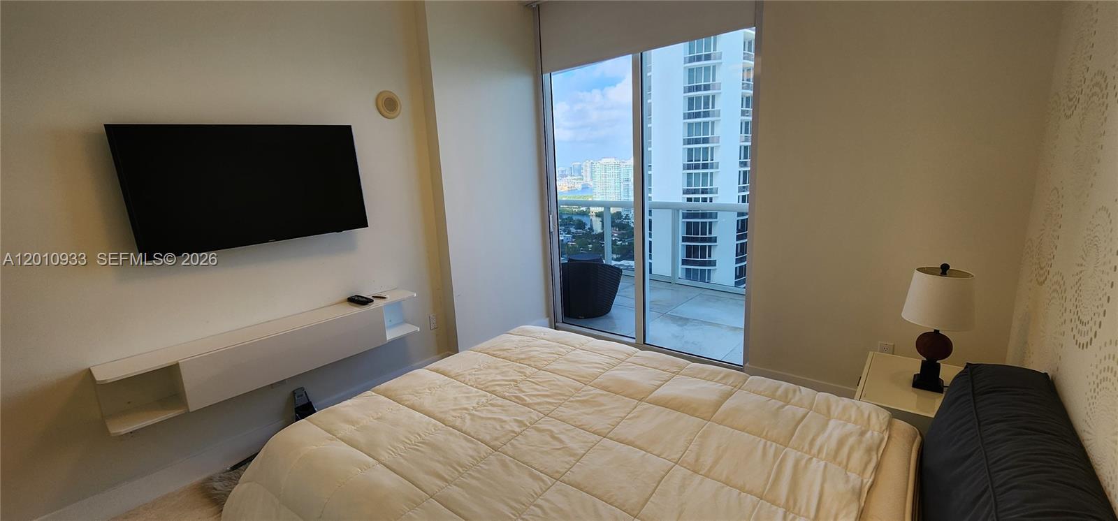15811 Collins Ave #2802 Sunny Isles Beach, FL 33160