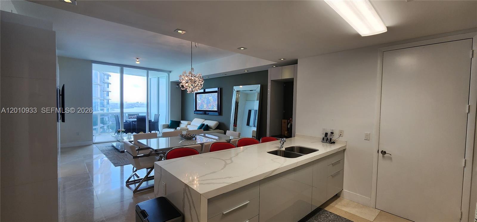 15811 Collins Ave #2802 Sunny Isles Beach, FL 33160