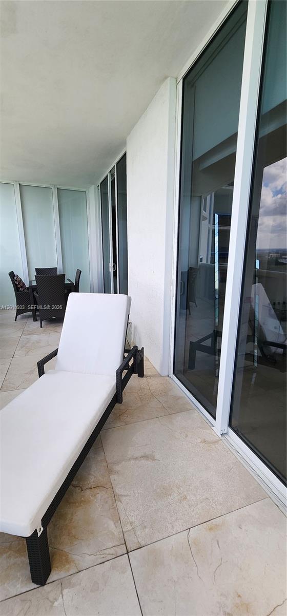 15811 Collins Ave #2802 Sunny Isles Beach, FL 33160