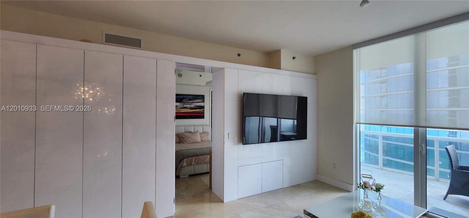 15811 Collins Ave #2802 Sunny Isles Beach, FL 33160