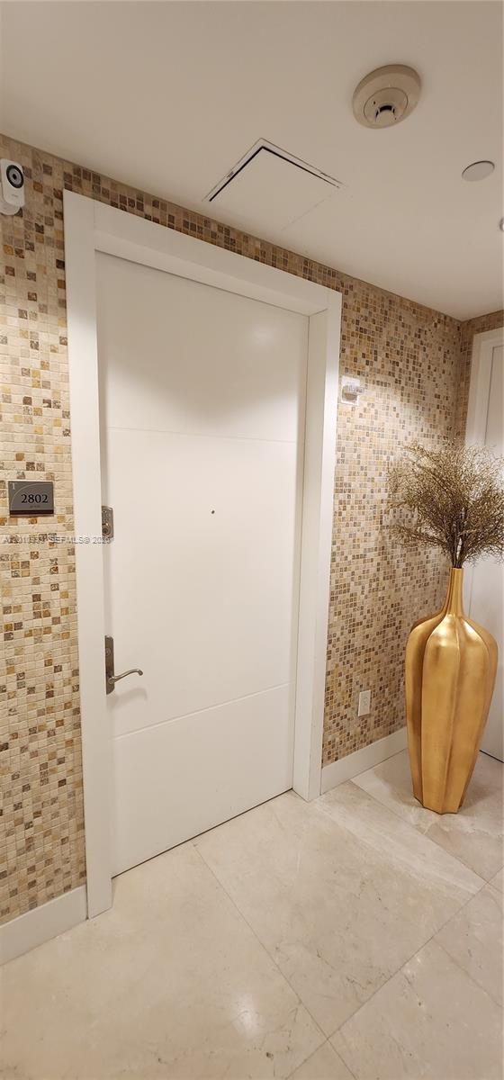 15811 Collins Ave #2802 Sunny Isles Beach, FL 33160