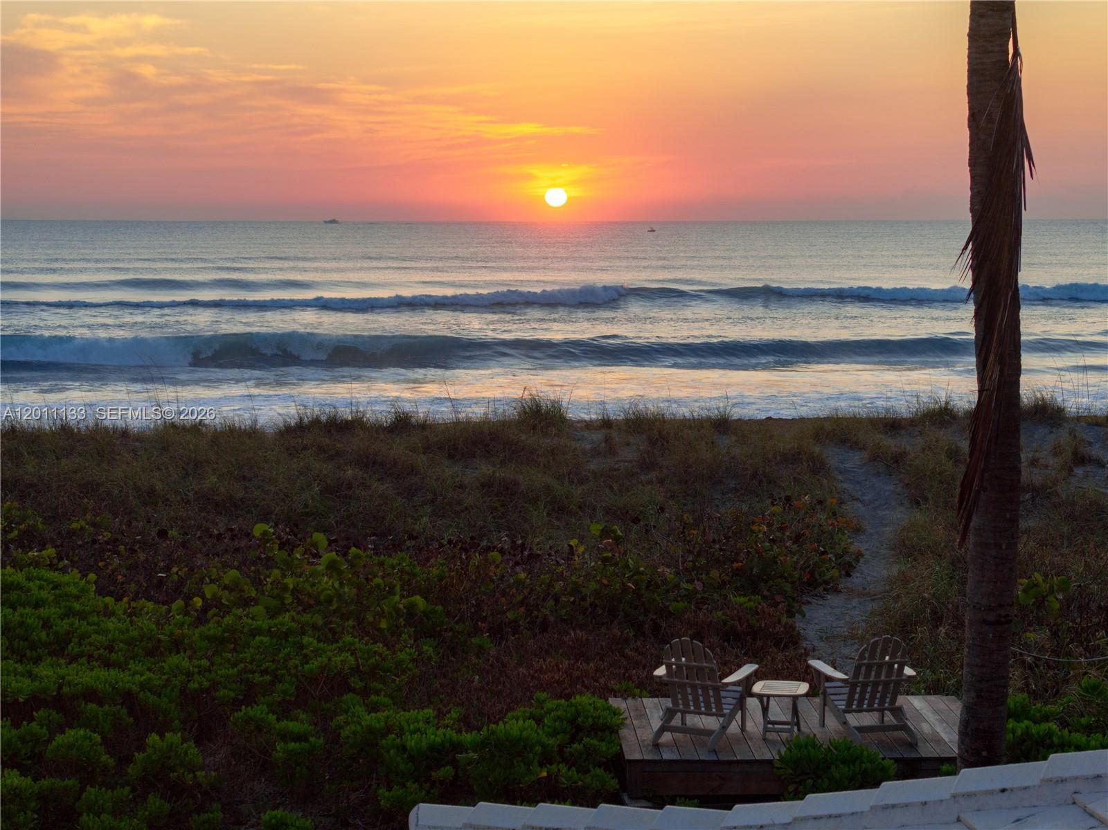 55 N Beach Rd Jupiter Island, FL 33455