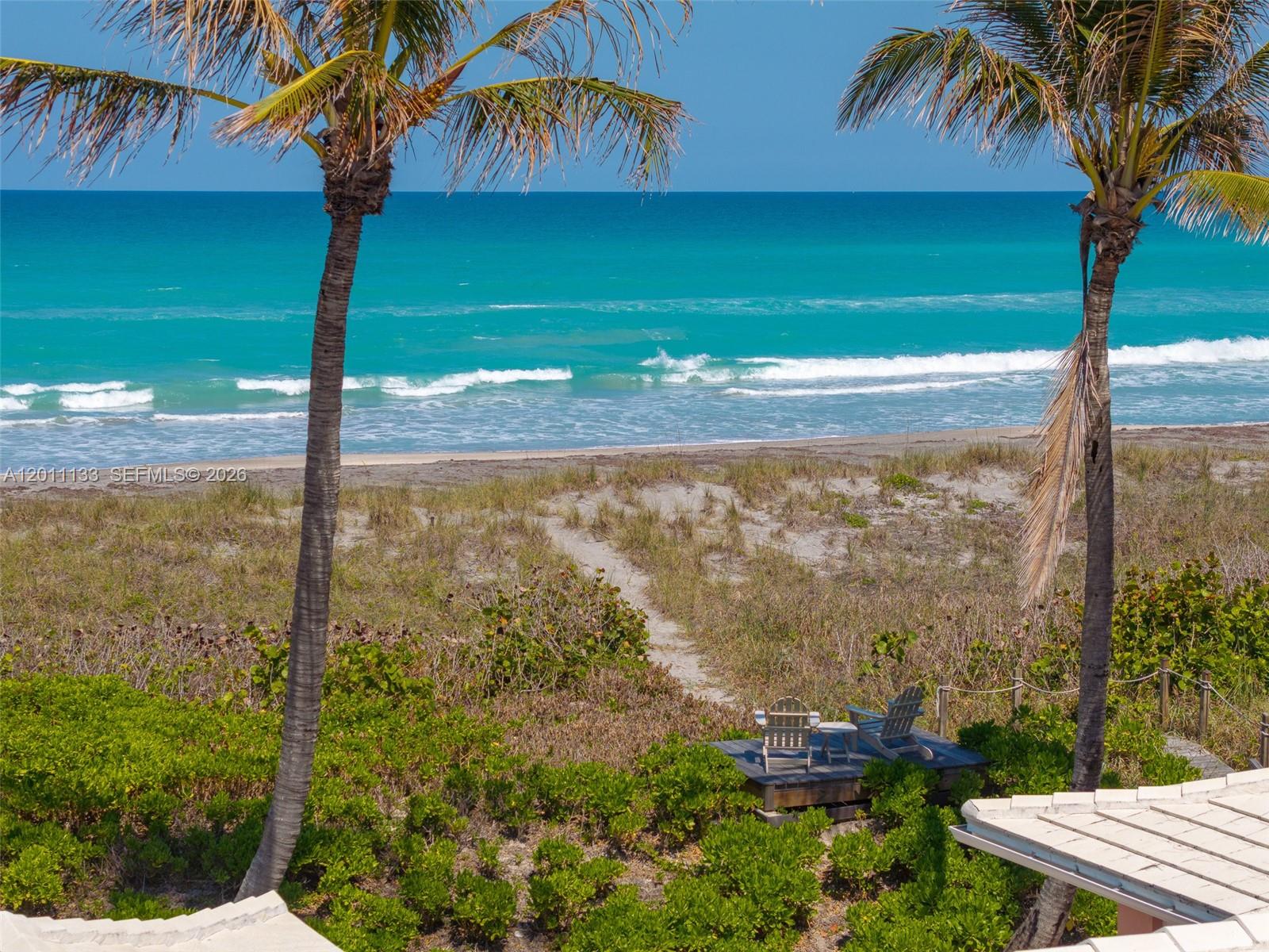 55 N Beach Rd Jupiter Island, FL 33455