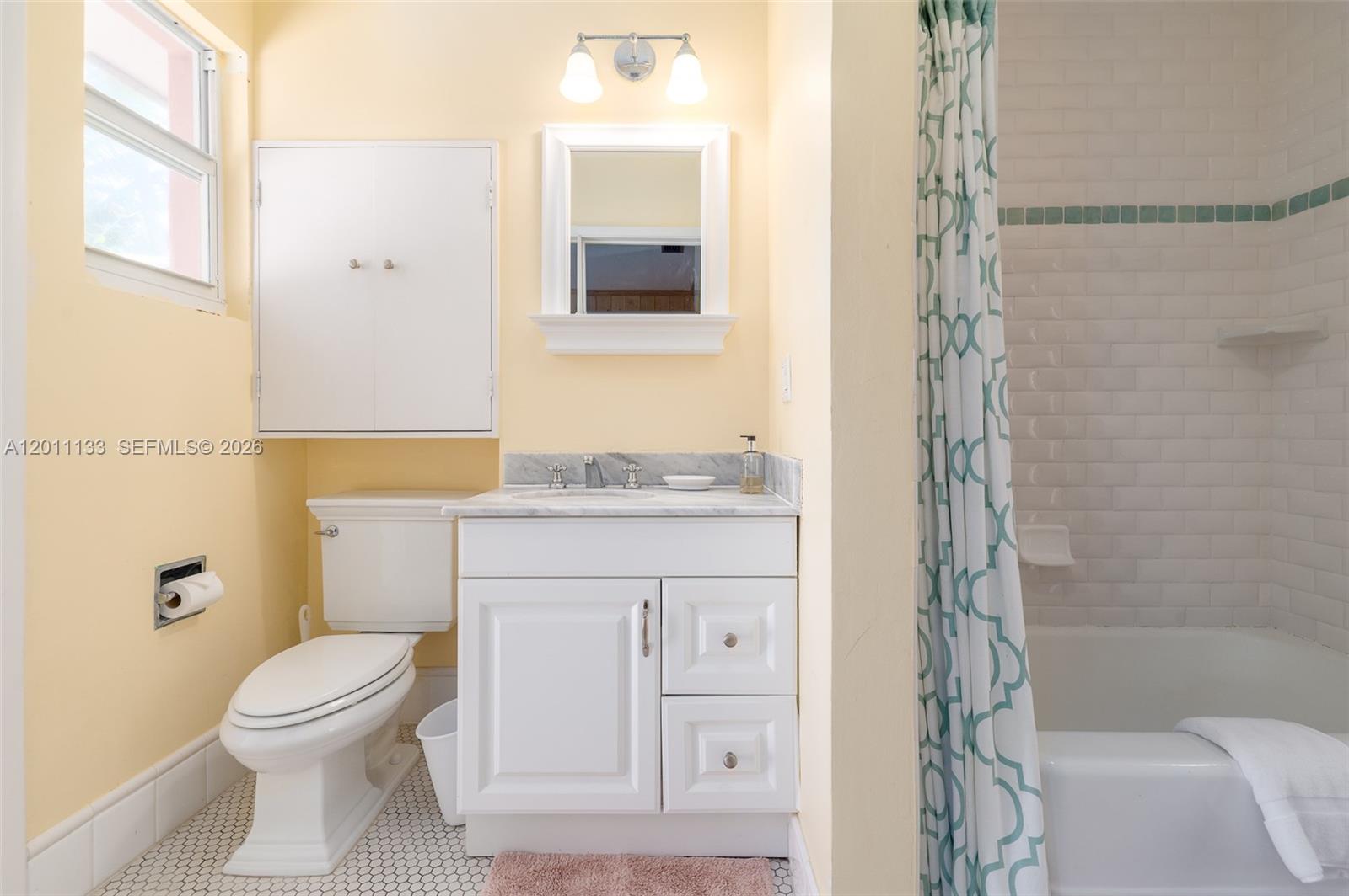 55 N Beach Rd Jupiter Island, FL 33455