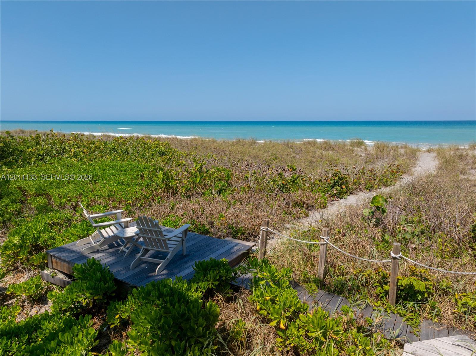 55 N Beach Rd Jupiter Island, FL 33455