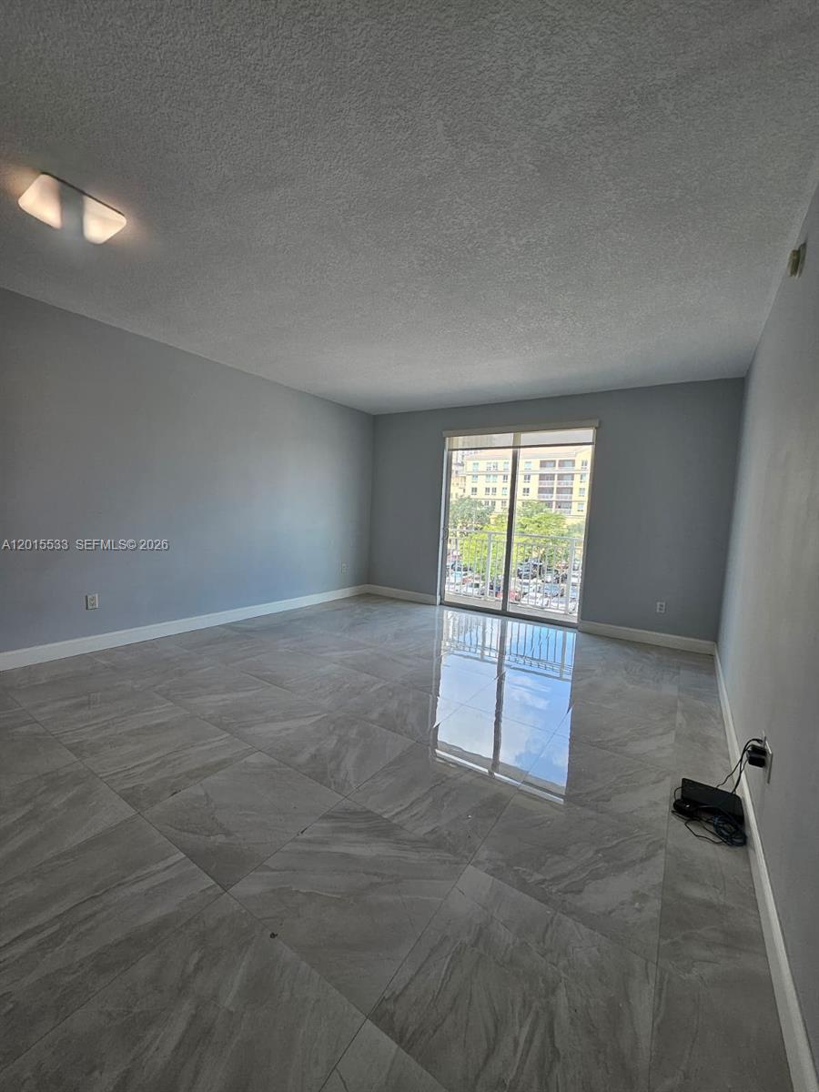 7270 SW 88th St #B202 Miami, FL 33156