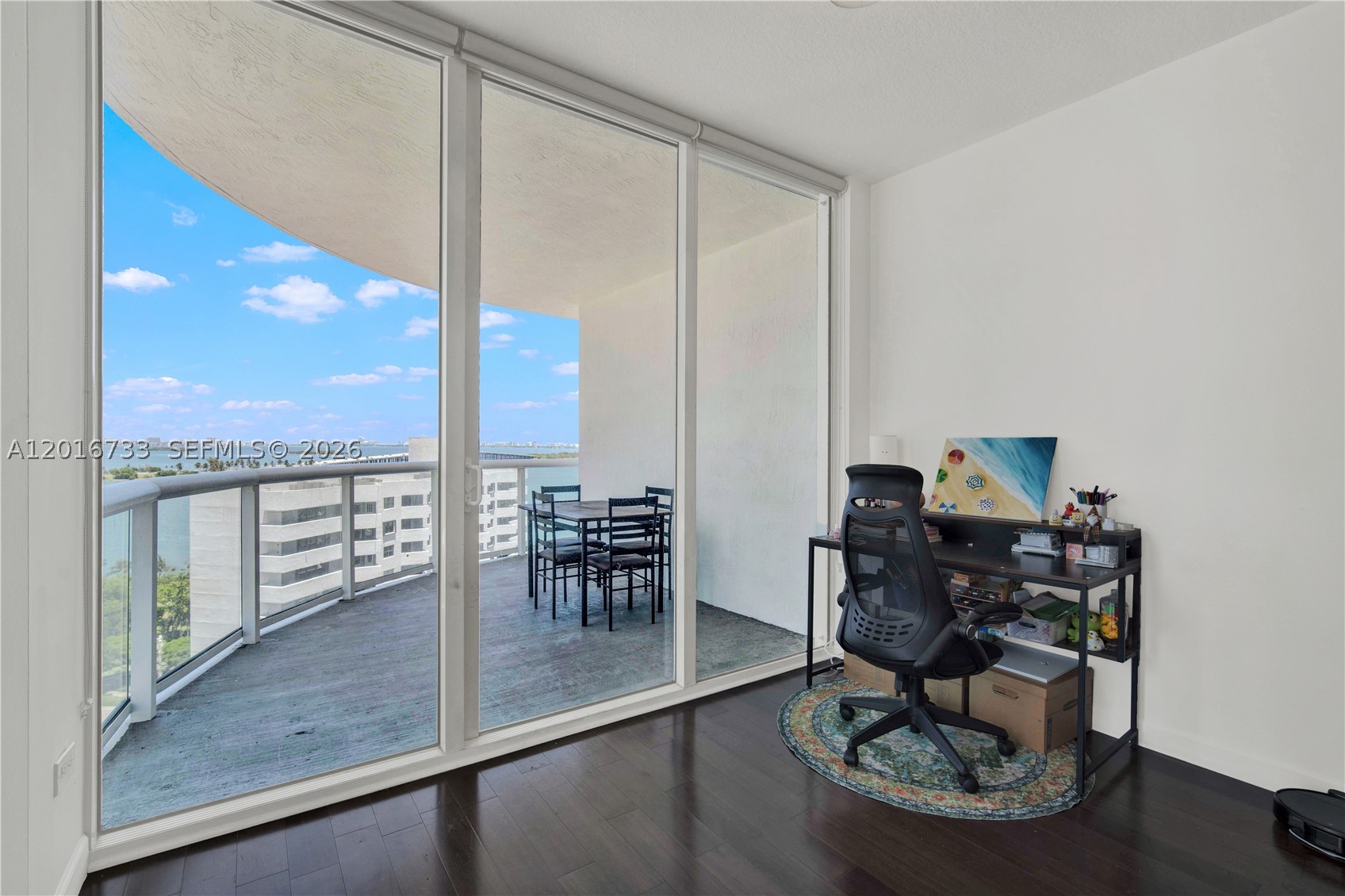 image Platinum Condominium9