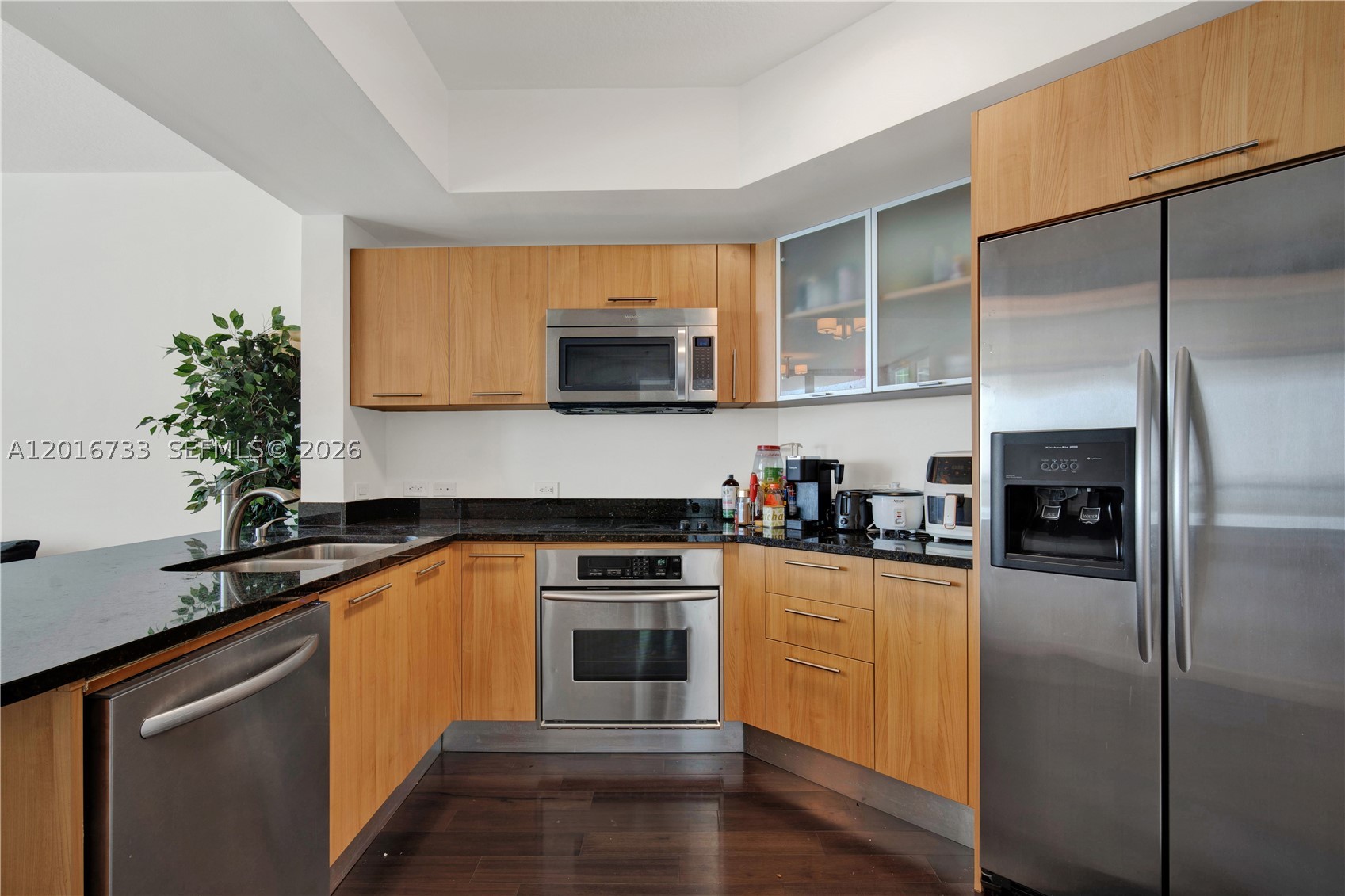 image Platinum Condominium13