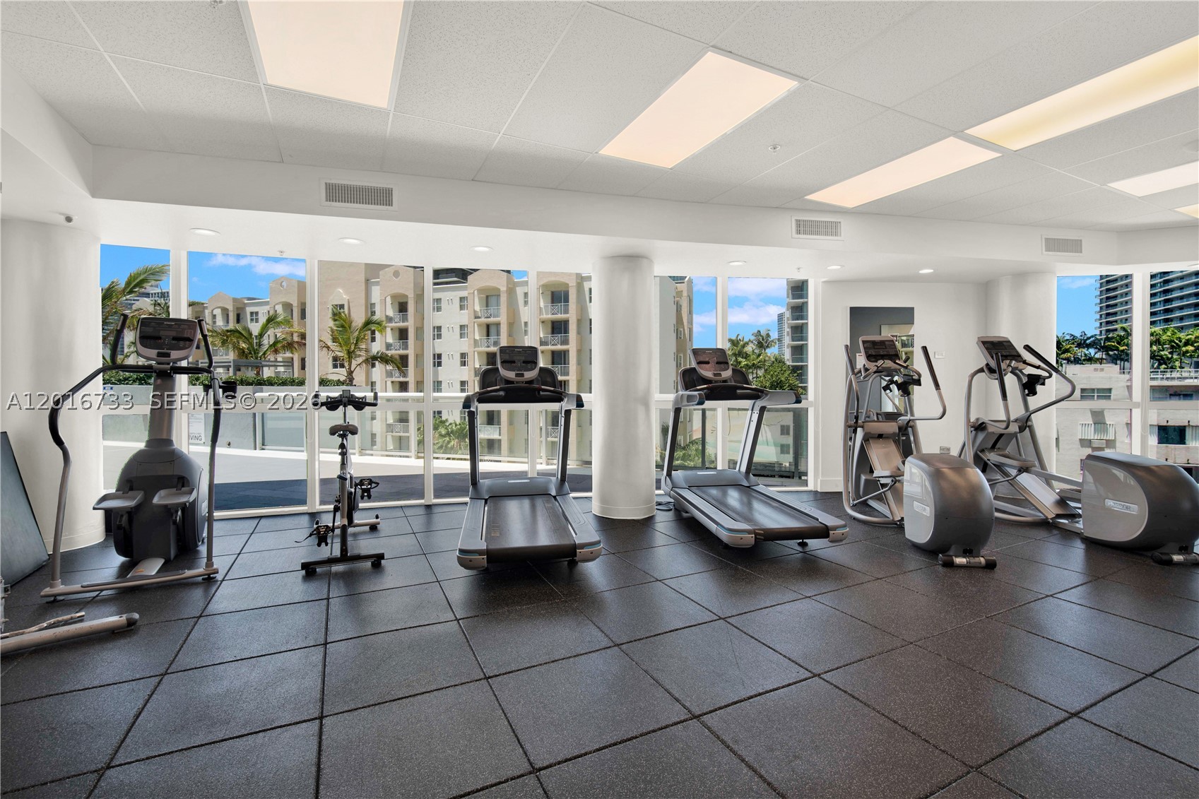 image Platinum Condominium22