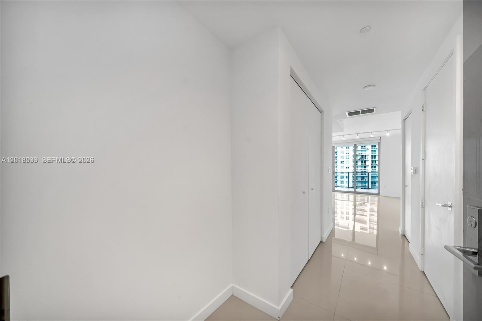 488 NE 18th St #4005 Miami, FL 33132