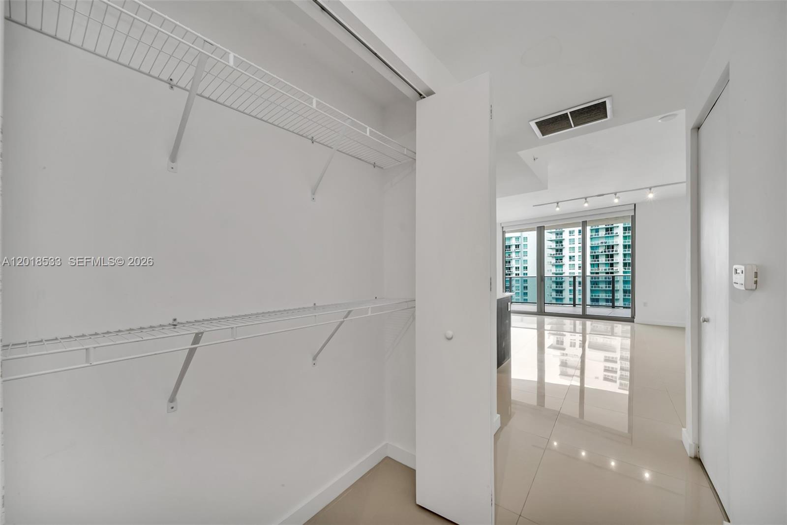 488 NE 18th St #4005 Miami, FL 33132