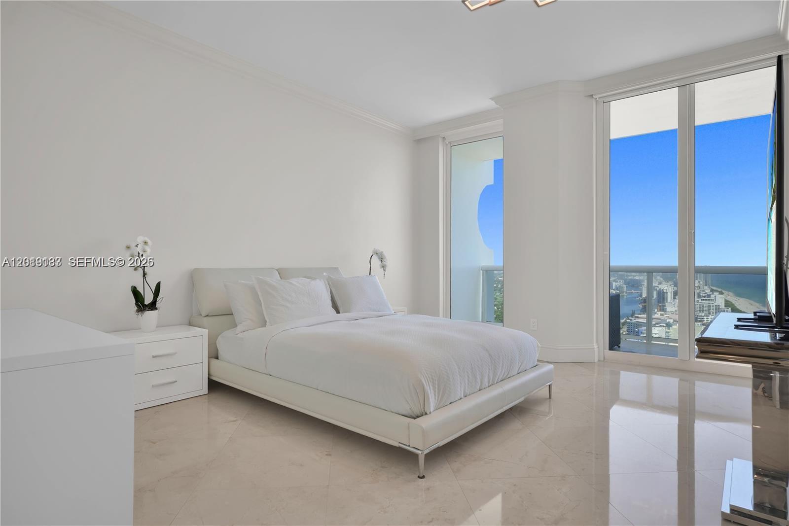 4779 Collins Ave #PH 4301 Miami Beach, FL 33140