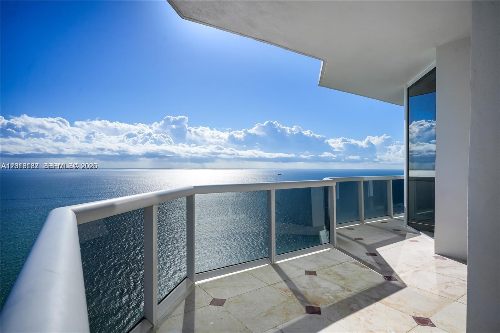 4779 Collins Ave #PH 4301 Miami Beach, FL 33140