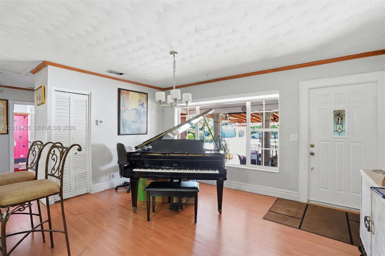 55-57 NE 156th St Miami, FL 33162