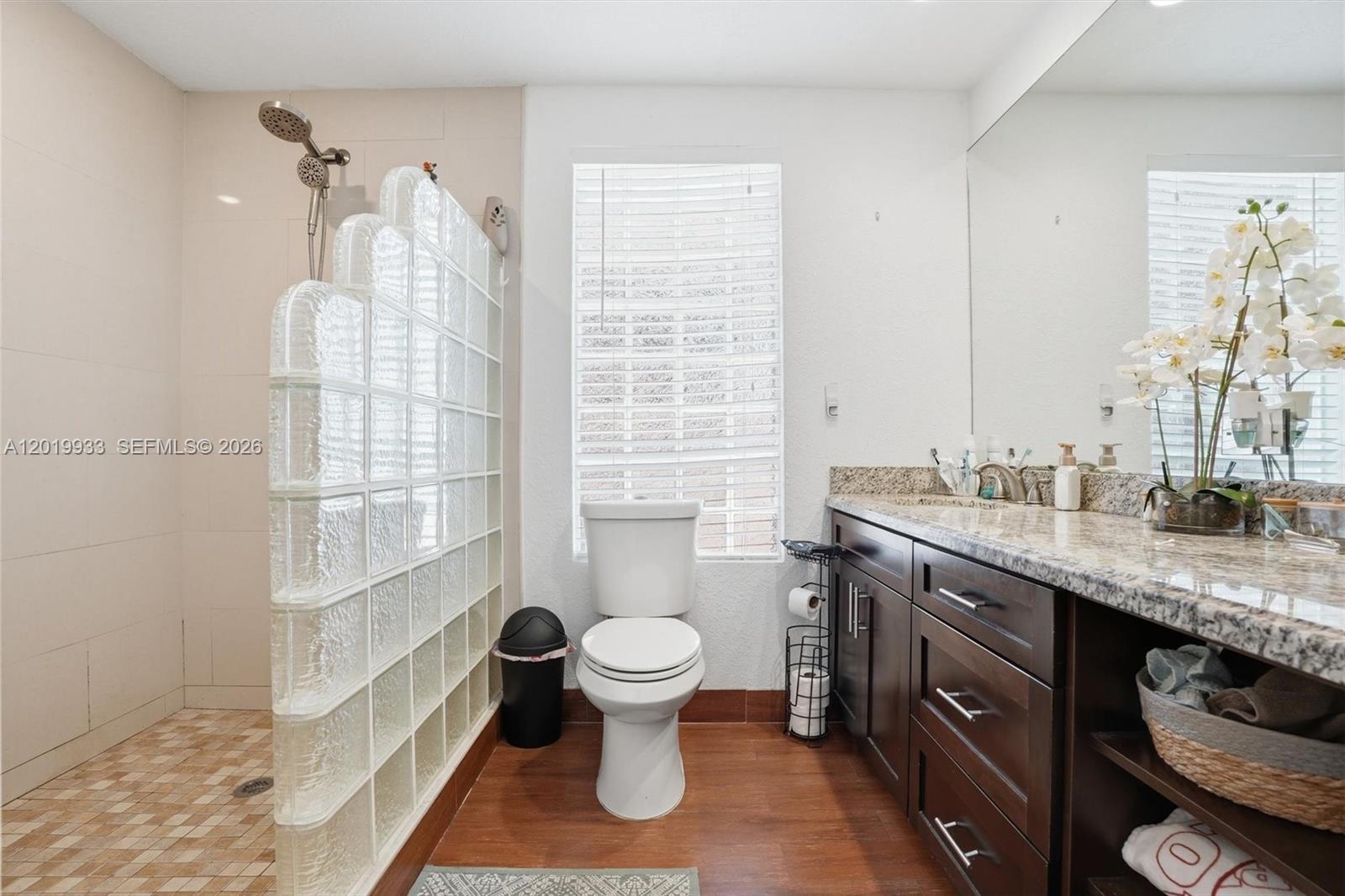 55-57 NE 156th St Miami, FL 33162