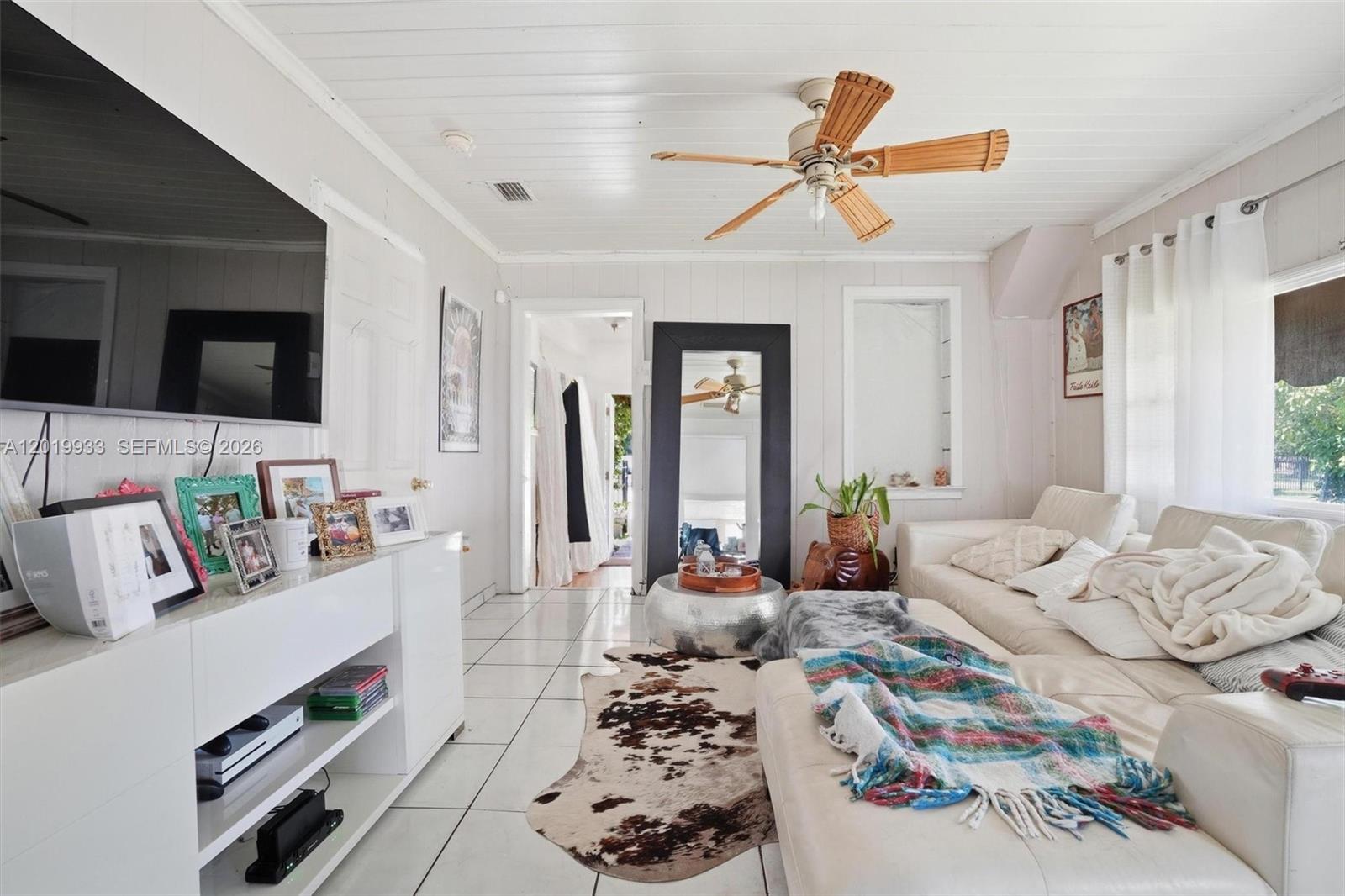 55-57 NE 156th St Miami, FL 33162