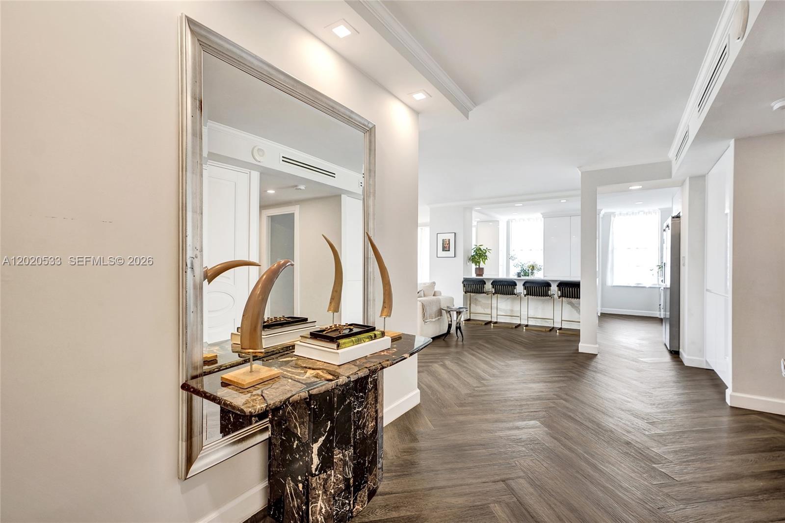 230 174th St #2112 Sunny Isles Beach, FL 33160