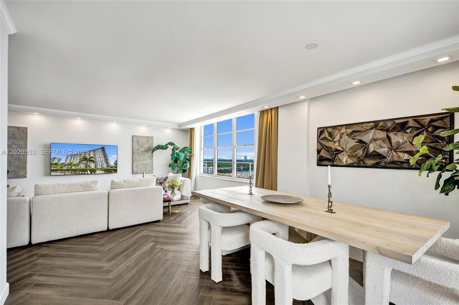 230 174th St #2112 Sunny Isles Beach, FL 33160