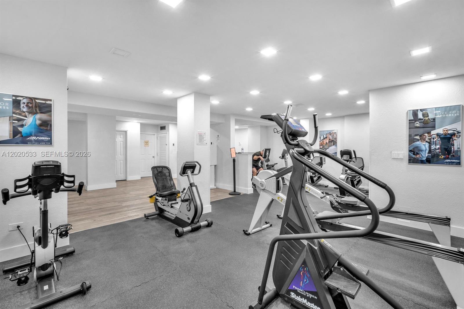 230 174th St #2112 Sunny Isles Beach, FL 33160