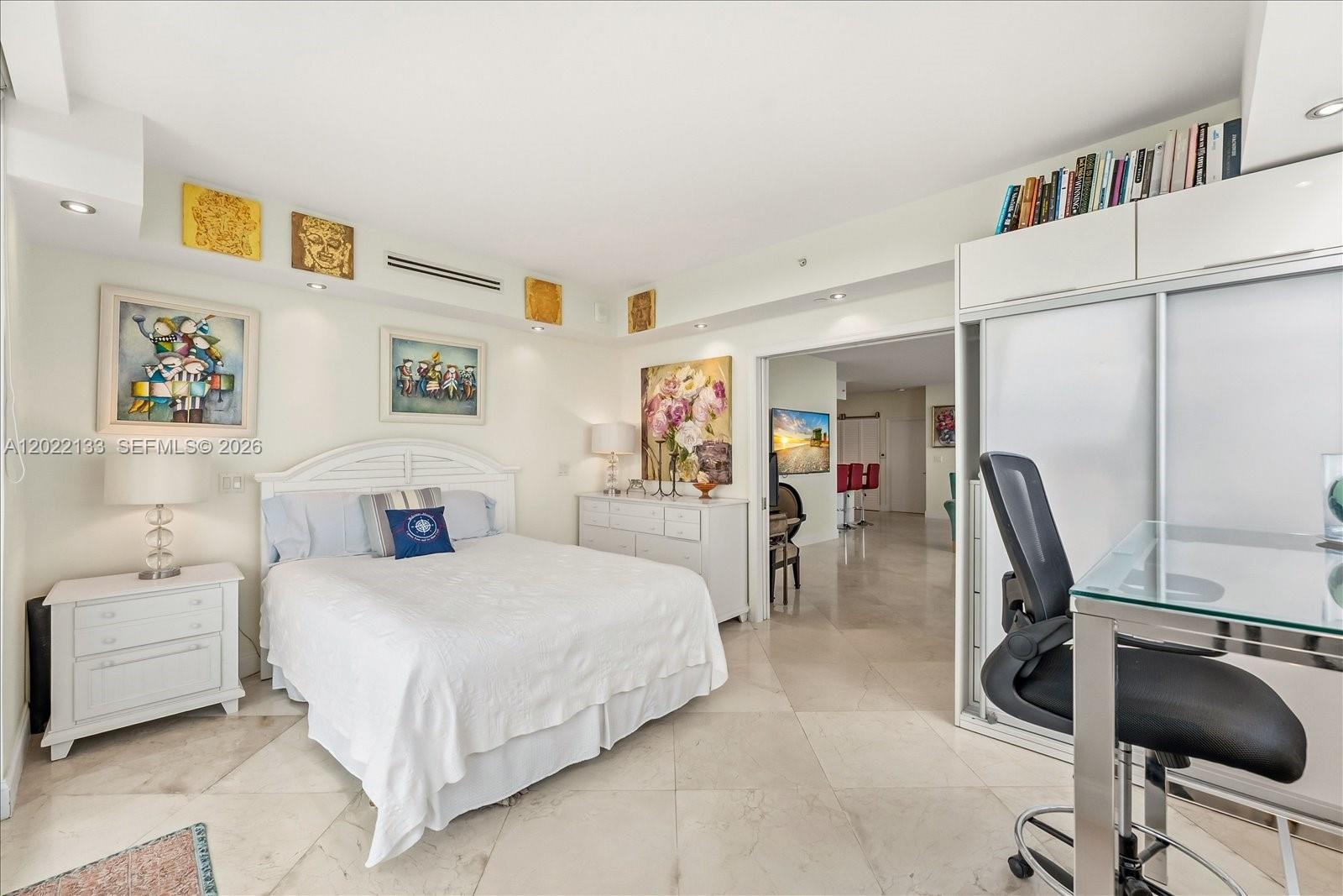 90 Alton Rd #PH3203 Miami Beach, FL 33139