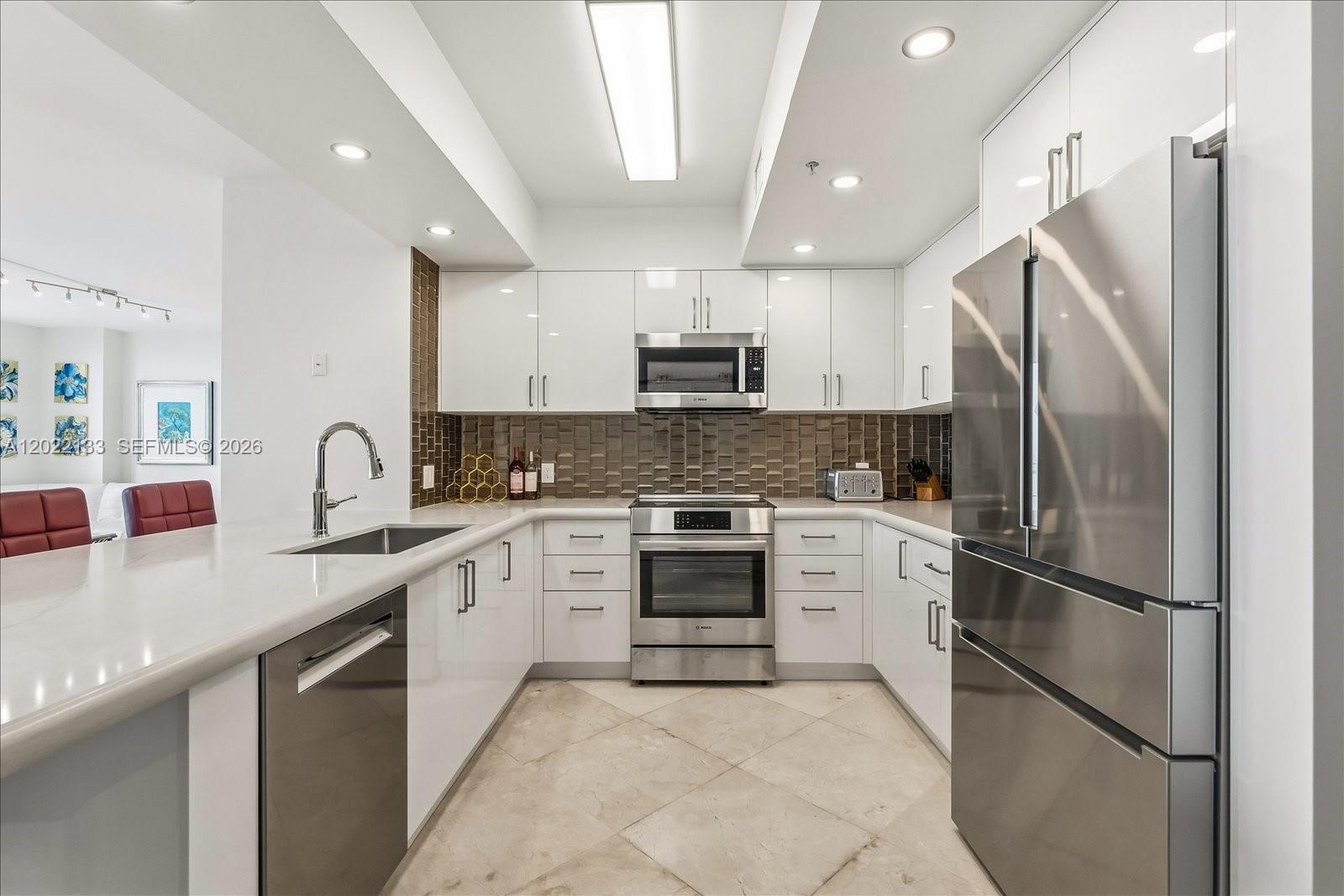 90 Alton Rd #PH3203 Miami Beach, FL 33139