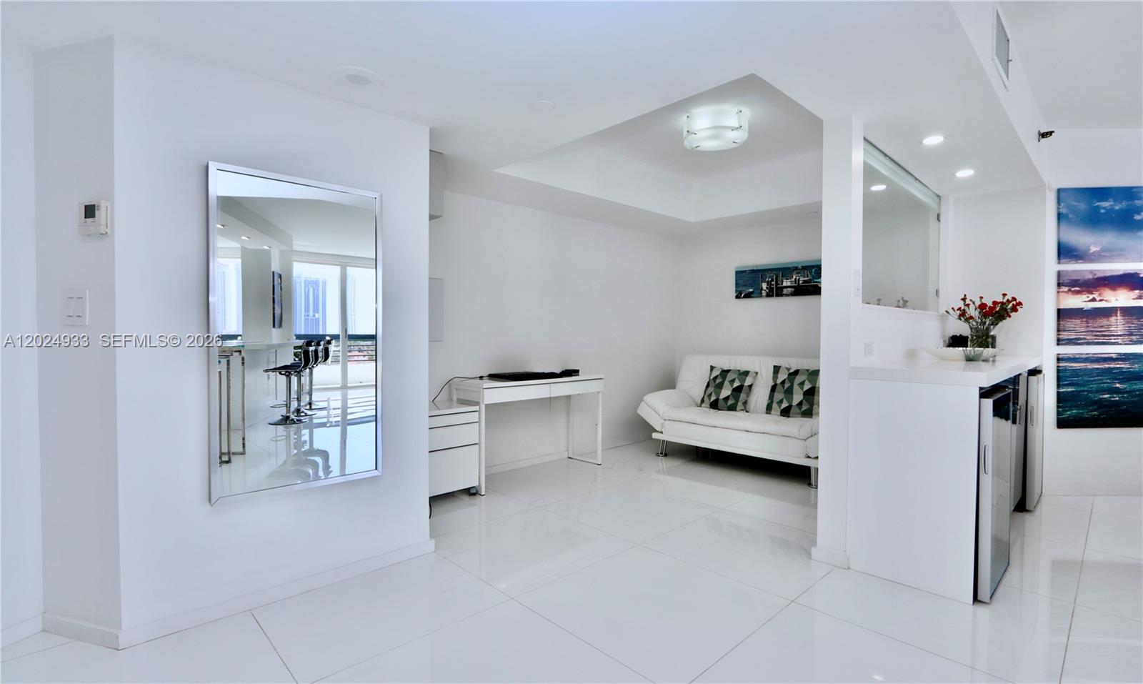3600 Mystic Pointe Dr #1115 Aventura, FL 33180
