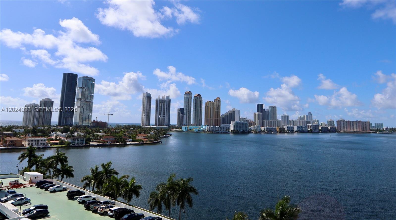 3600 Mystic Pointe Dr #1115 Aventura, FL 33180