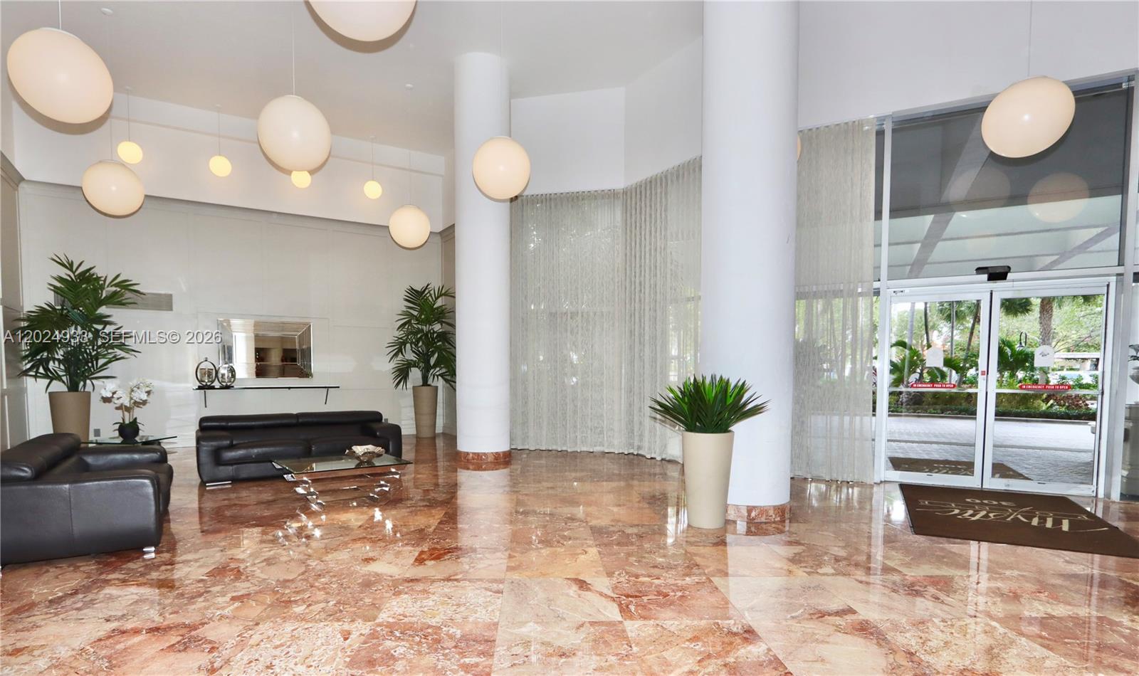 3600 Mystic Pointe Dr #1115 Aventura, FL 33180