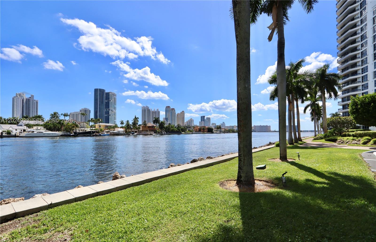 3600 Mystic Pointe Dr #1115 Aventura, FL 33180
