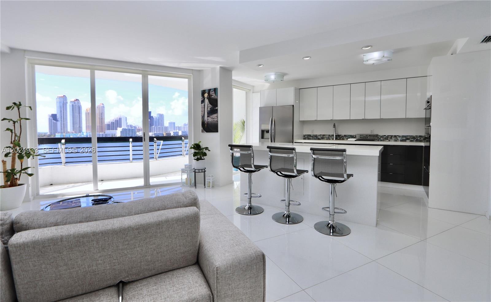 3600 Mystic Pointe Dr #1115 Aventura, FL 33180
